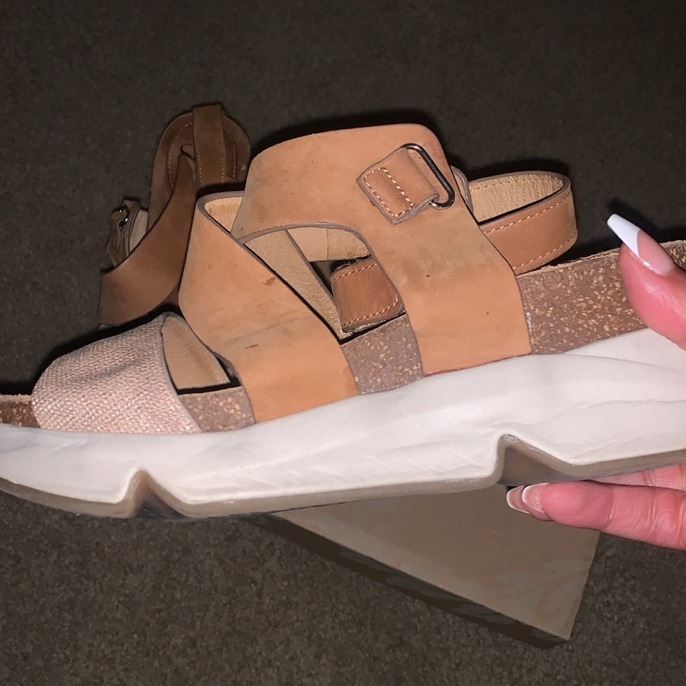 Sofft brand Sandals platform